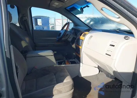 2009 Chrysler Aspen Limited из США, поврежденный, VIN 1A8HX58T99F711161